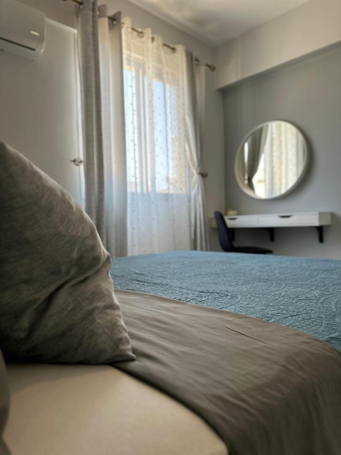 Sea View Apartment Near The Beach Paphos Extérieur photo